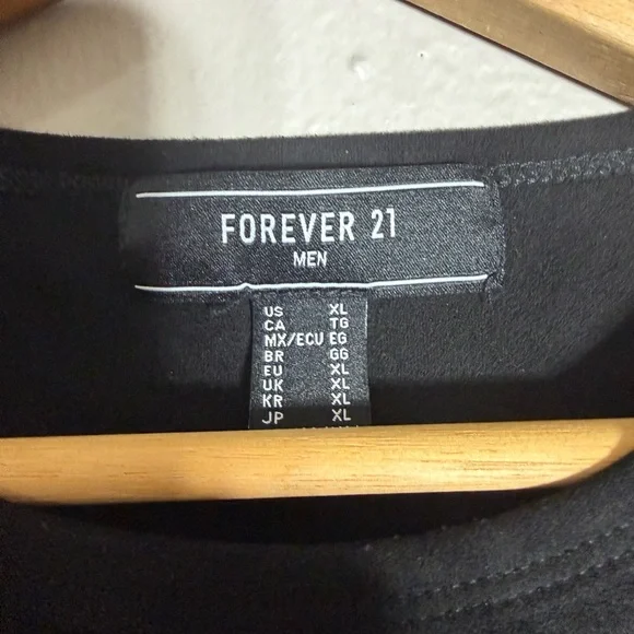 Mens Forever 21 Polyester T-Shirt - Picture 2 of 2